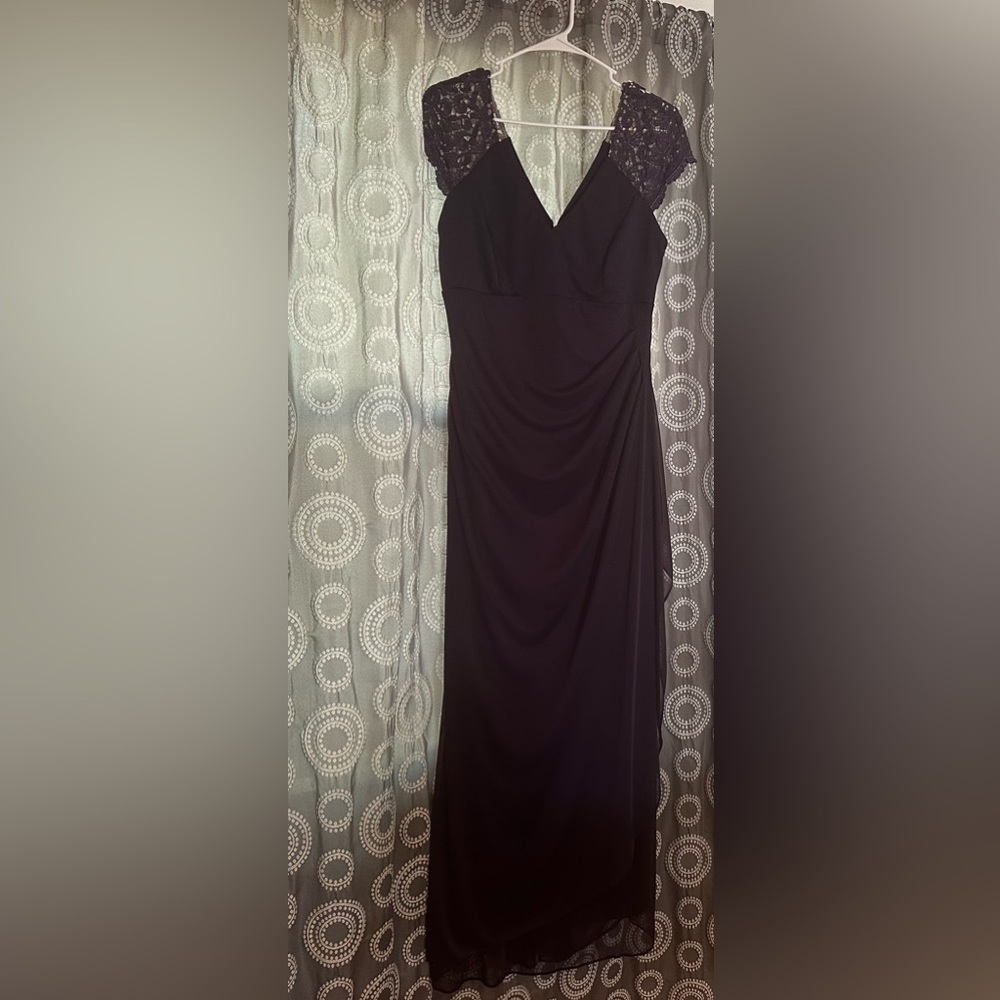 Beautiful purple ruched gown by Xscape - Picture 2 of 4